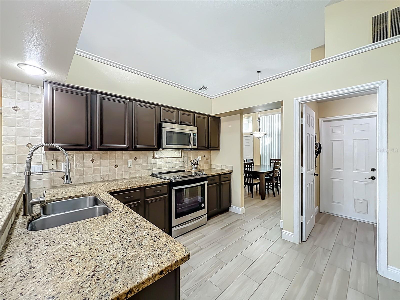 Image 22 of 65 For 9244 Beaver Cove