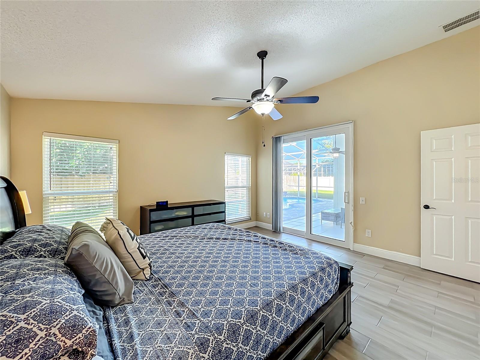 Image 31 of 65 For 9244 Beaver Cove