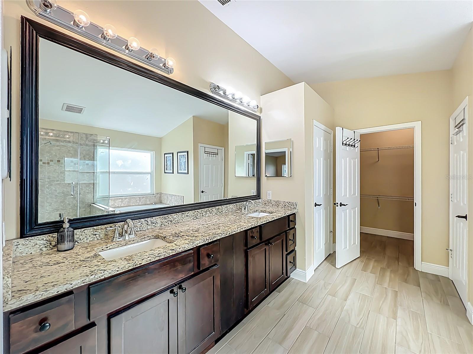 Image 35 of 65 For 9244 Beaver Cove