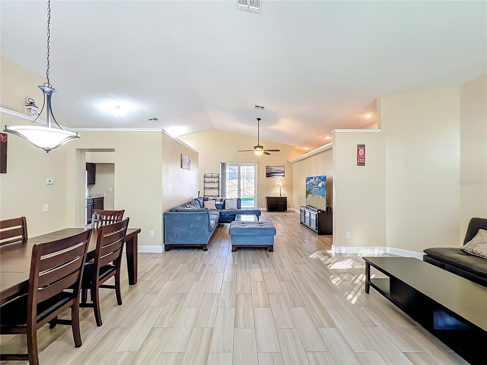 Image 8 of 65 For 9244 Beaver Cove