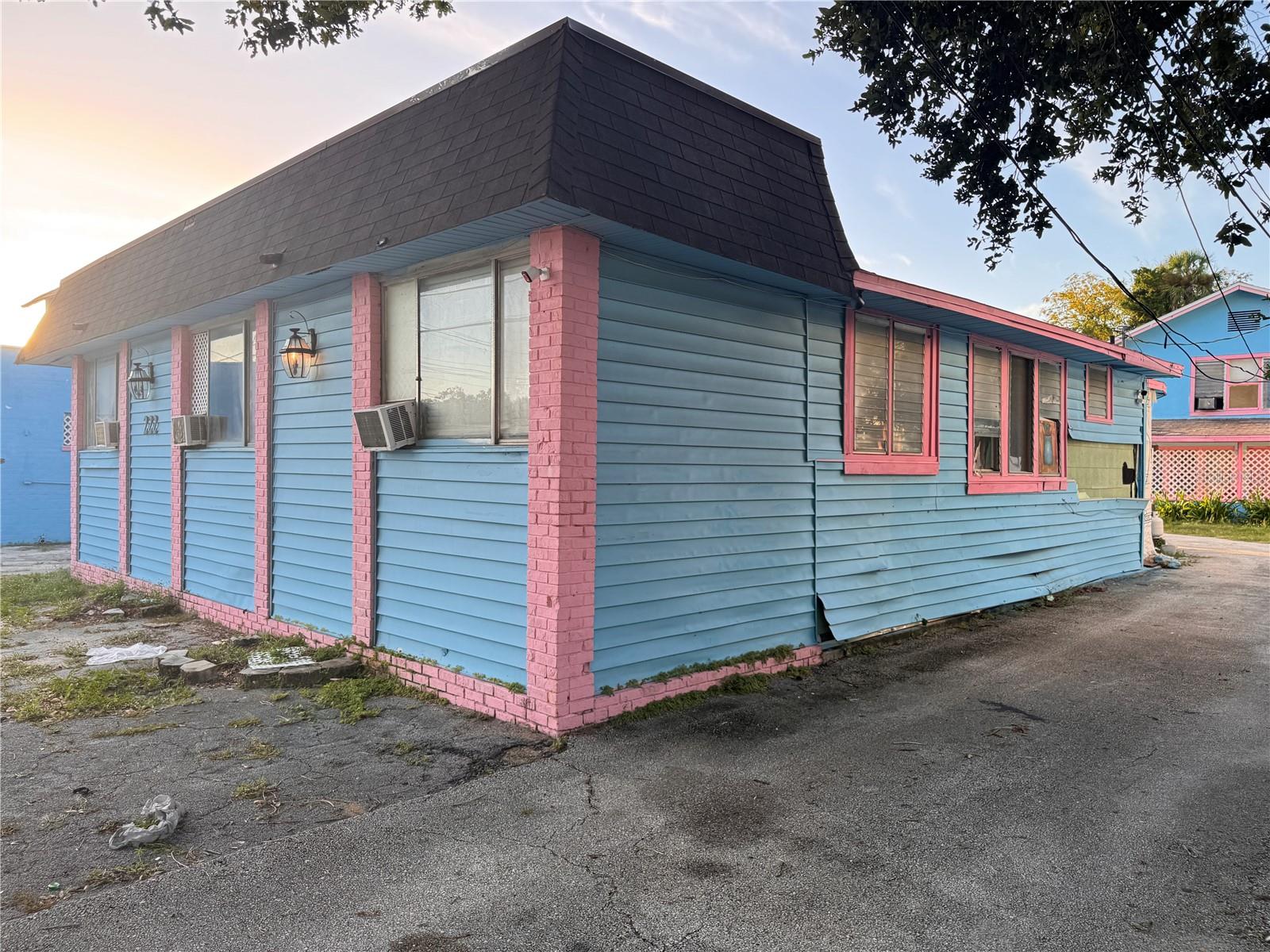 Image 19 of 23 For 222 Madison Avenue