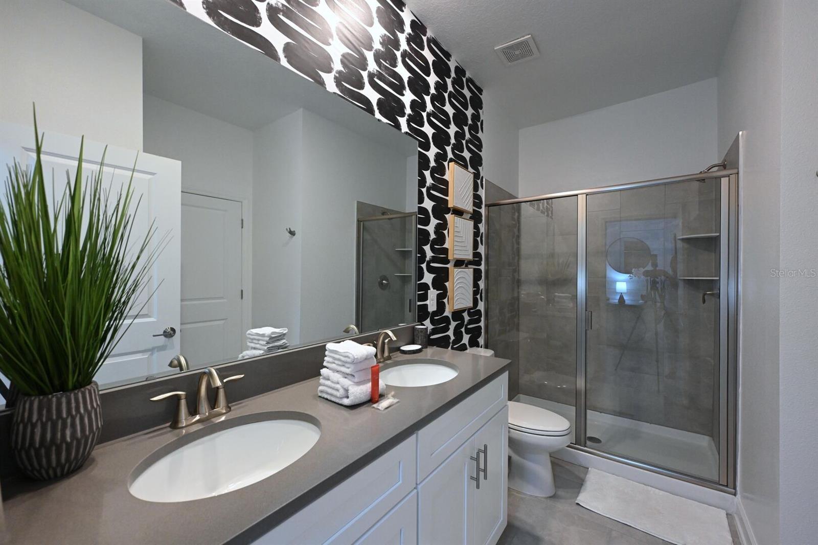 Image 53 of 100 For 2956 Penelope Loop