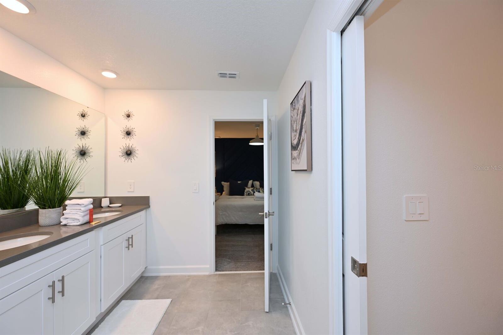 Image 64 of 100 For 2956 Penelope Loop