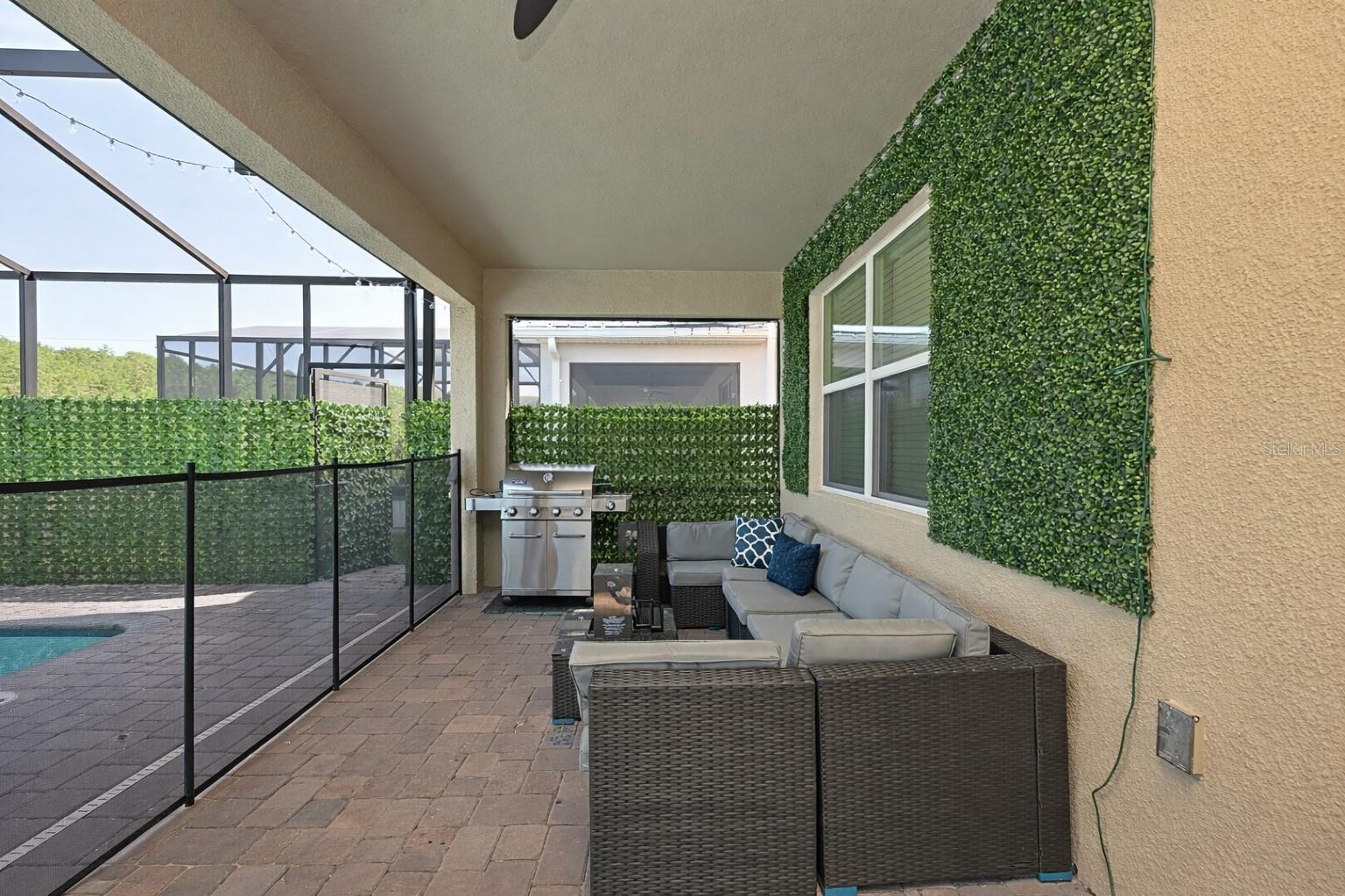 Image 84 of 100 For 2956 Penelope Loop