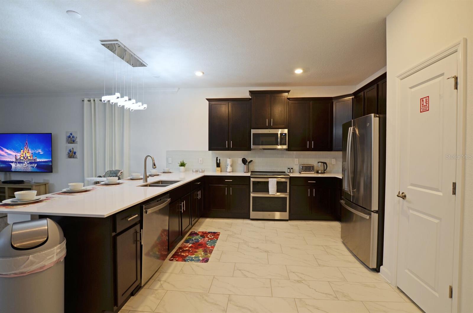 Image 20 of 100 For 4213 Paragprah Drive