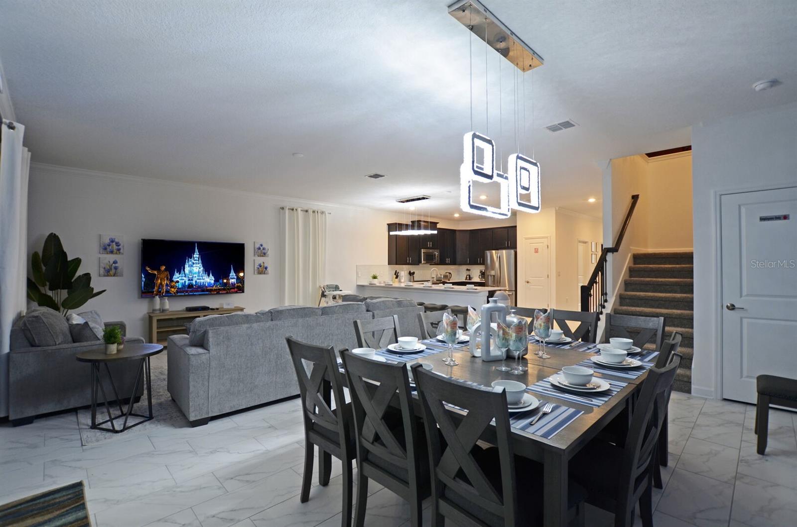 Image 21 of 100 For 4213 Paragprah Drive