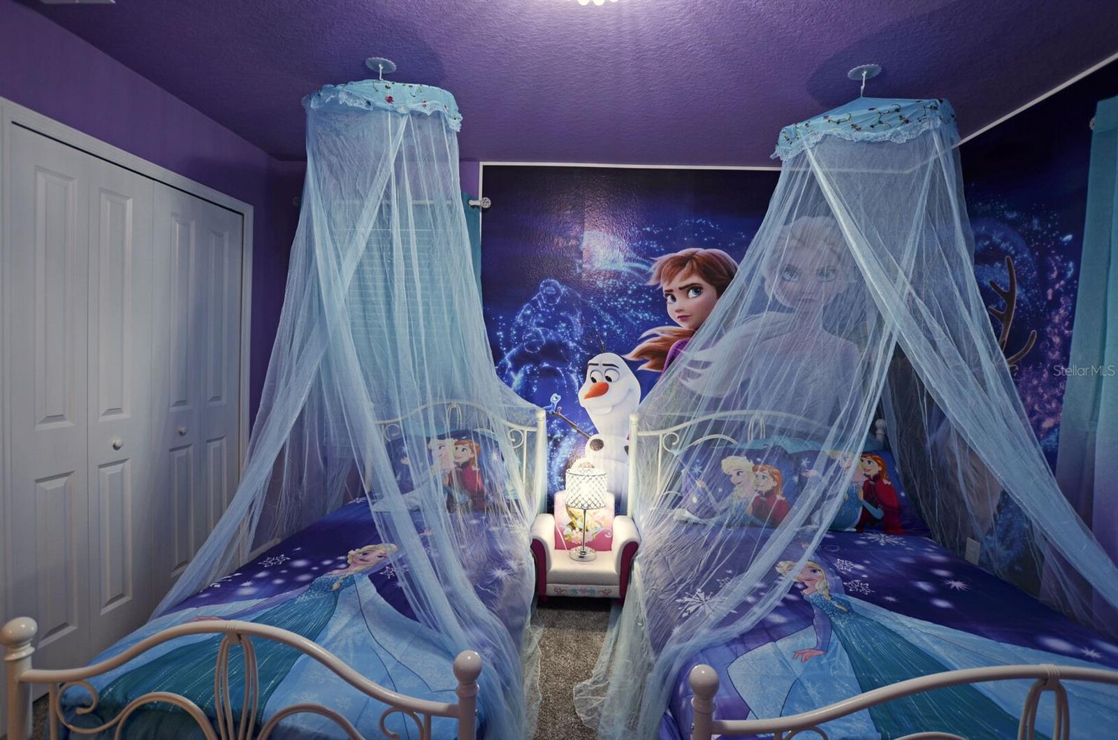 Image 49 of 100 For 4213 Paragprah Drive