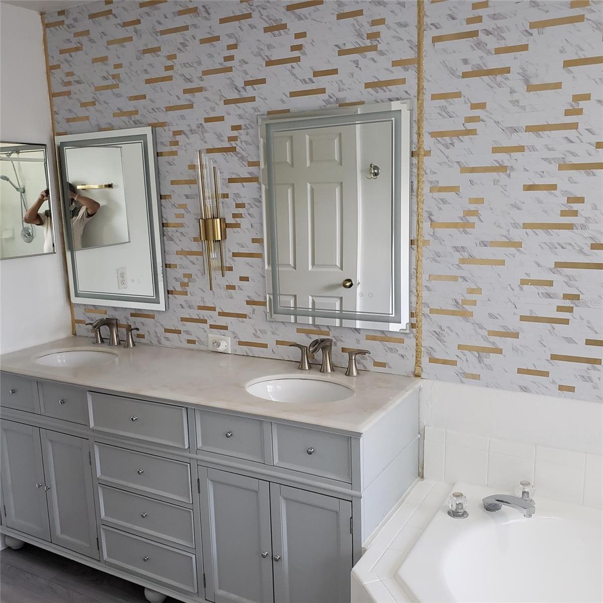 Image 14 of 26 For 14111 Colonial Spring Way