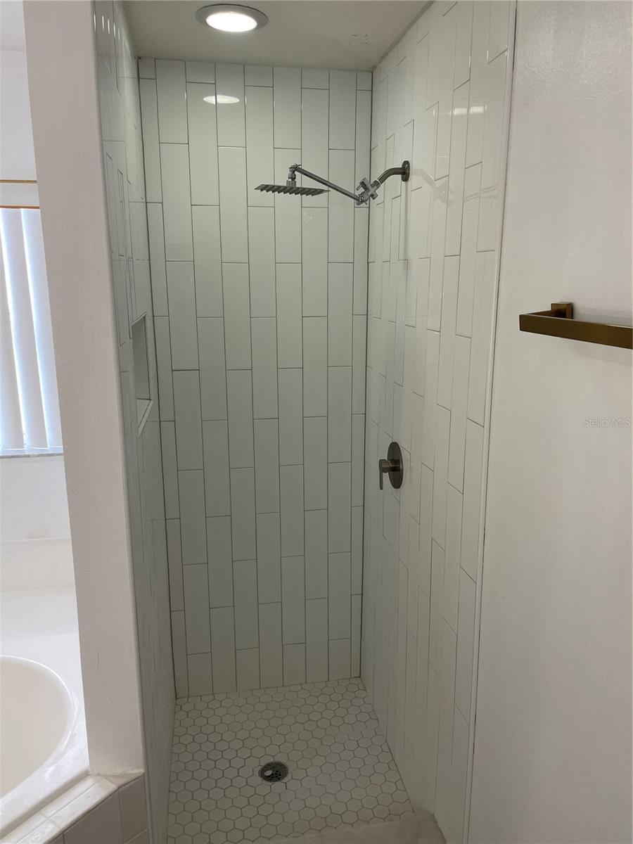 Image 15 of 26 For 14111 Colonial Spring Way