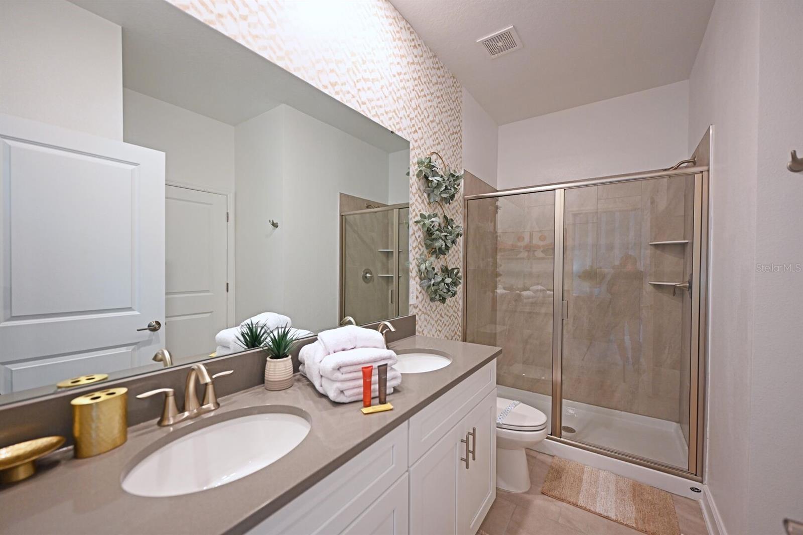 Image 15 of 100 For 4221 Paragraph Drive