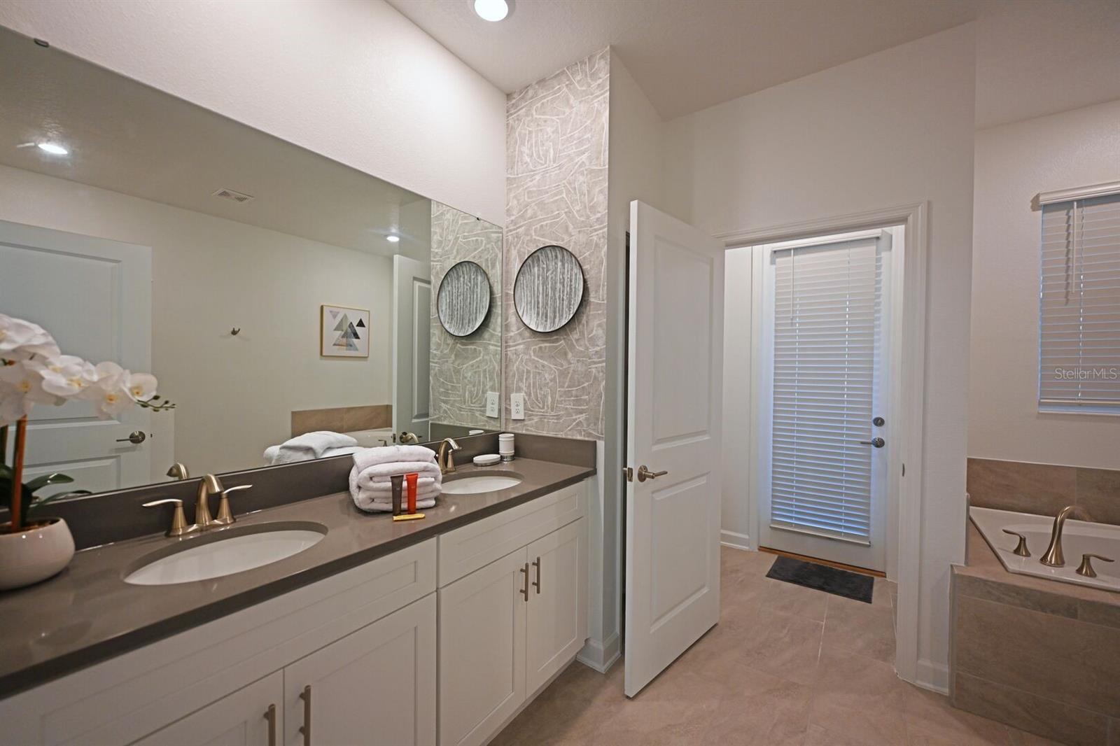 Image 27 of 100 For 4221 Paragraph Drive