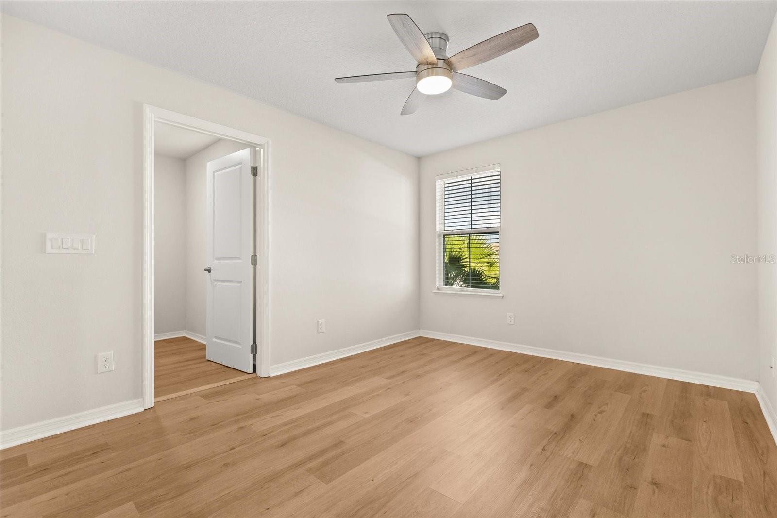 Image 16 of 36 For 3640 Voyager Lane