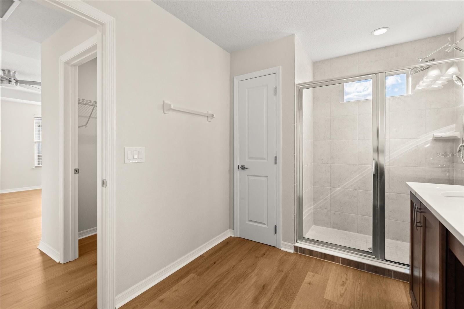 Image 25 of 36 For 3640 Voyager Lane