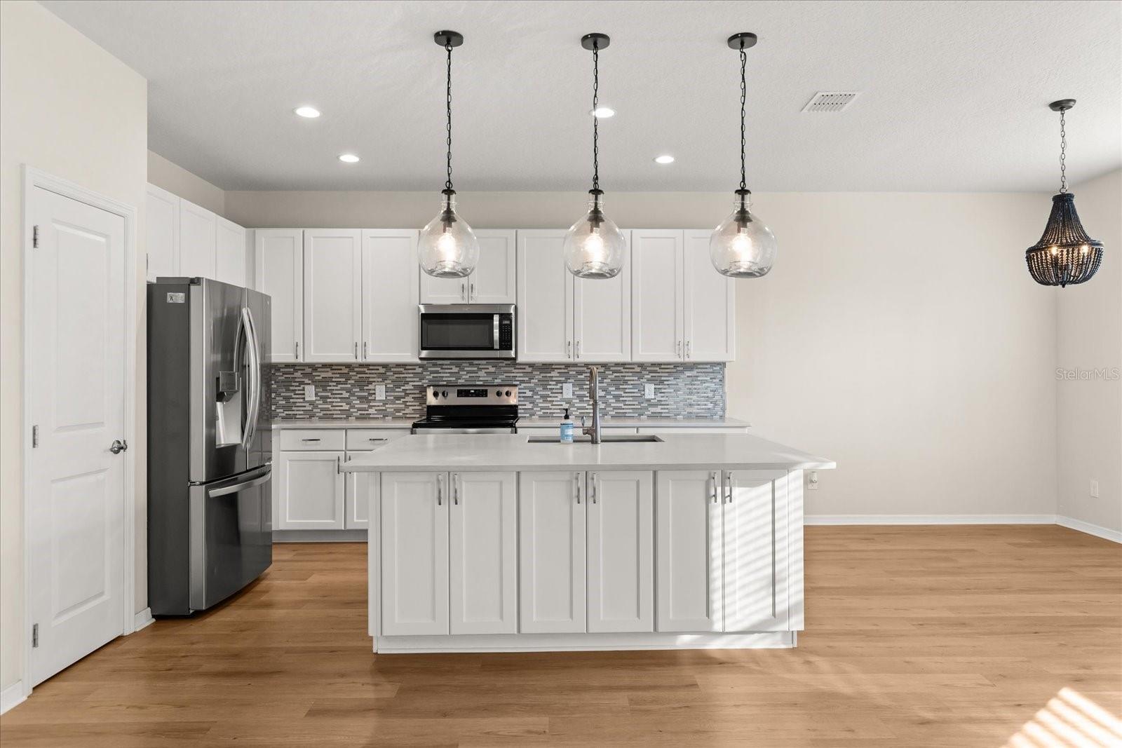 Image 4 of 36 For 3640 Voyager Lane