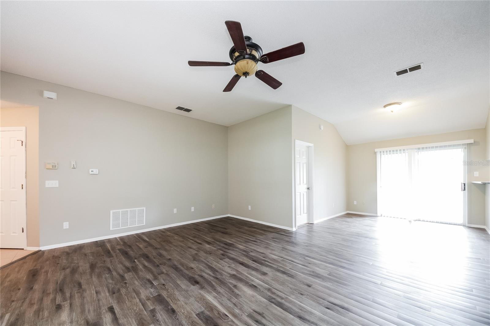 Image 4 of 15 For 1728 Dorset Drive