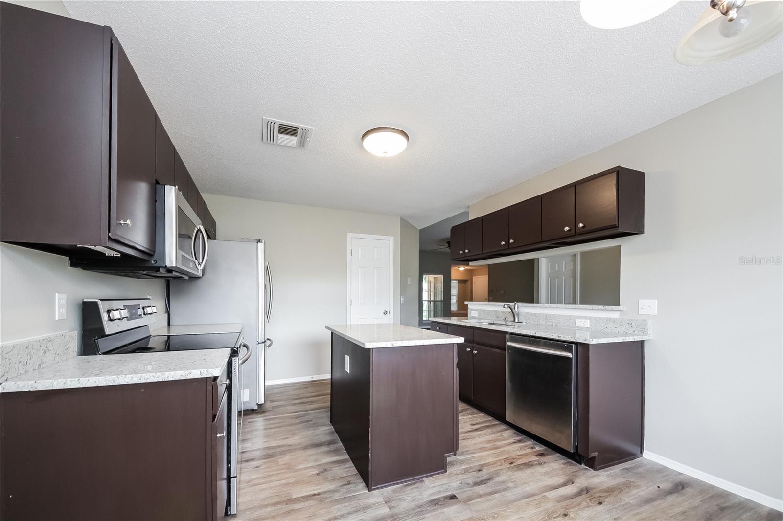 Image 7 of 15 For 1728 Dorset Drive