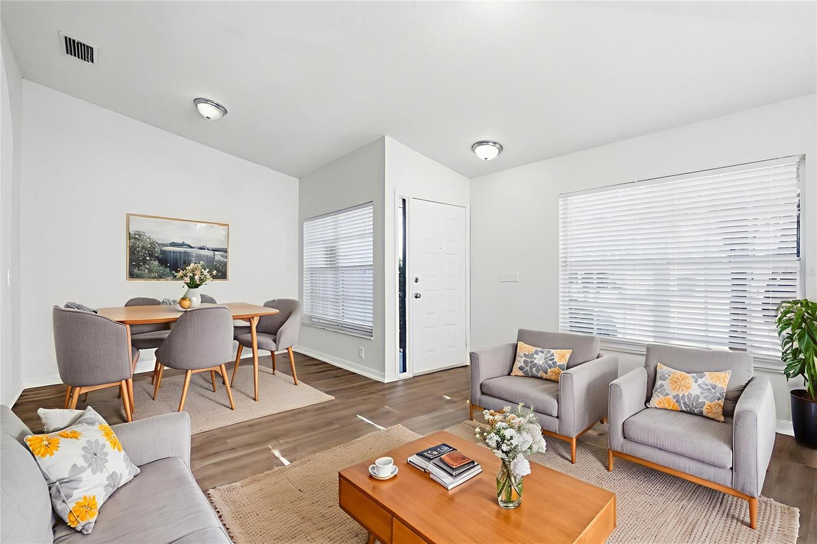 Image 3 of 37 For 305 Abigail Road