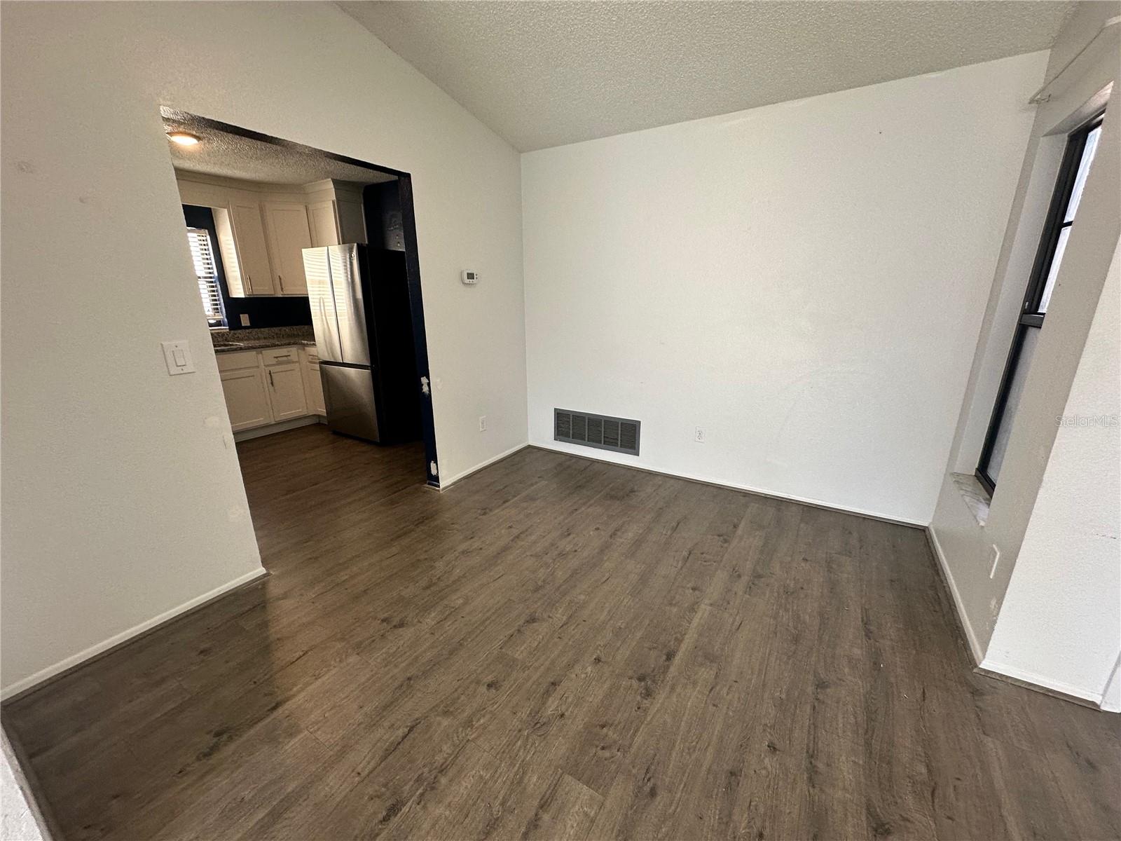 Image 25 of 28 For 1024 Alpug Avenue