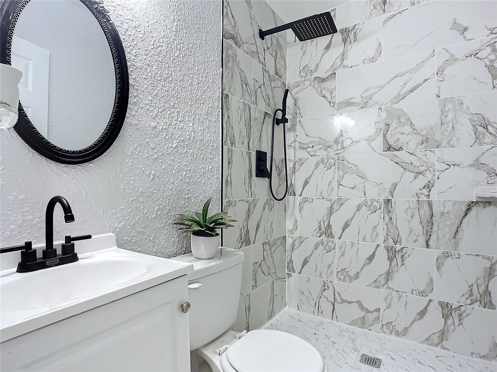 Image 17 of 22 For 736 Segrave Street