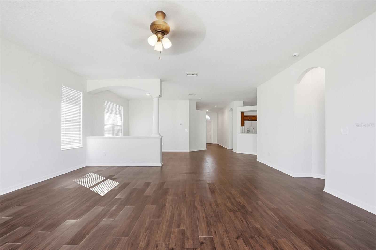 Image 12 of 41 For 19043 New Passage Boulevard