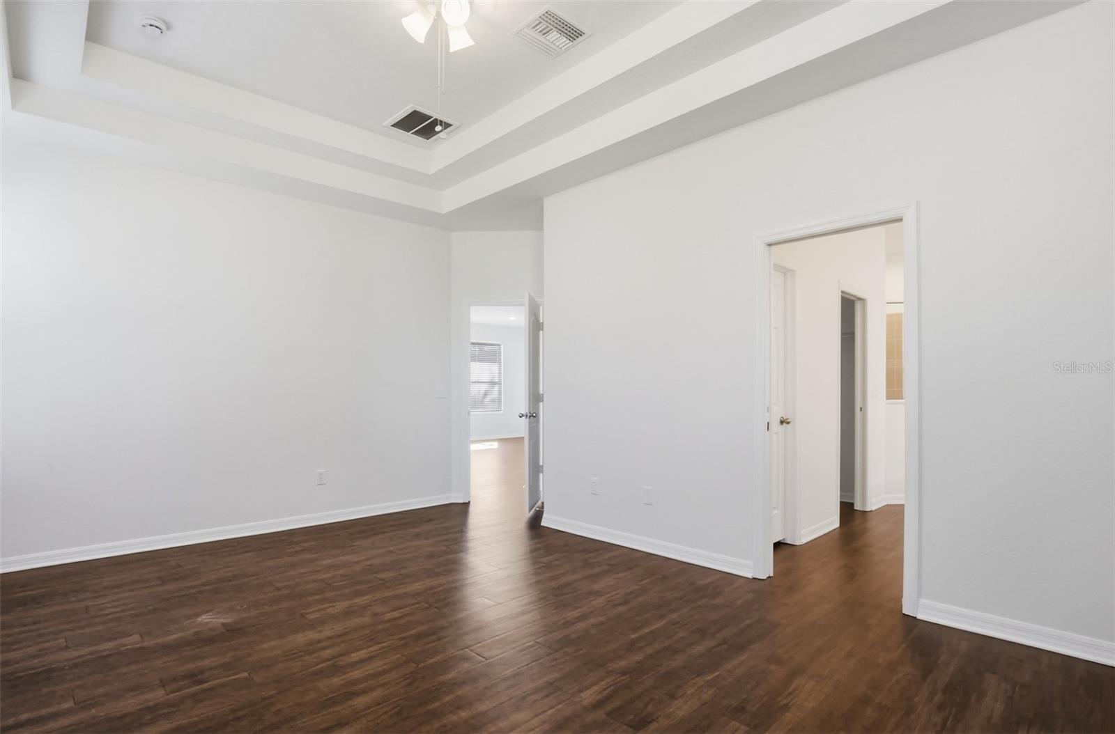 Image 25 of 41 For 19043 New Passage Boulevard