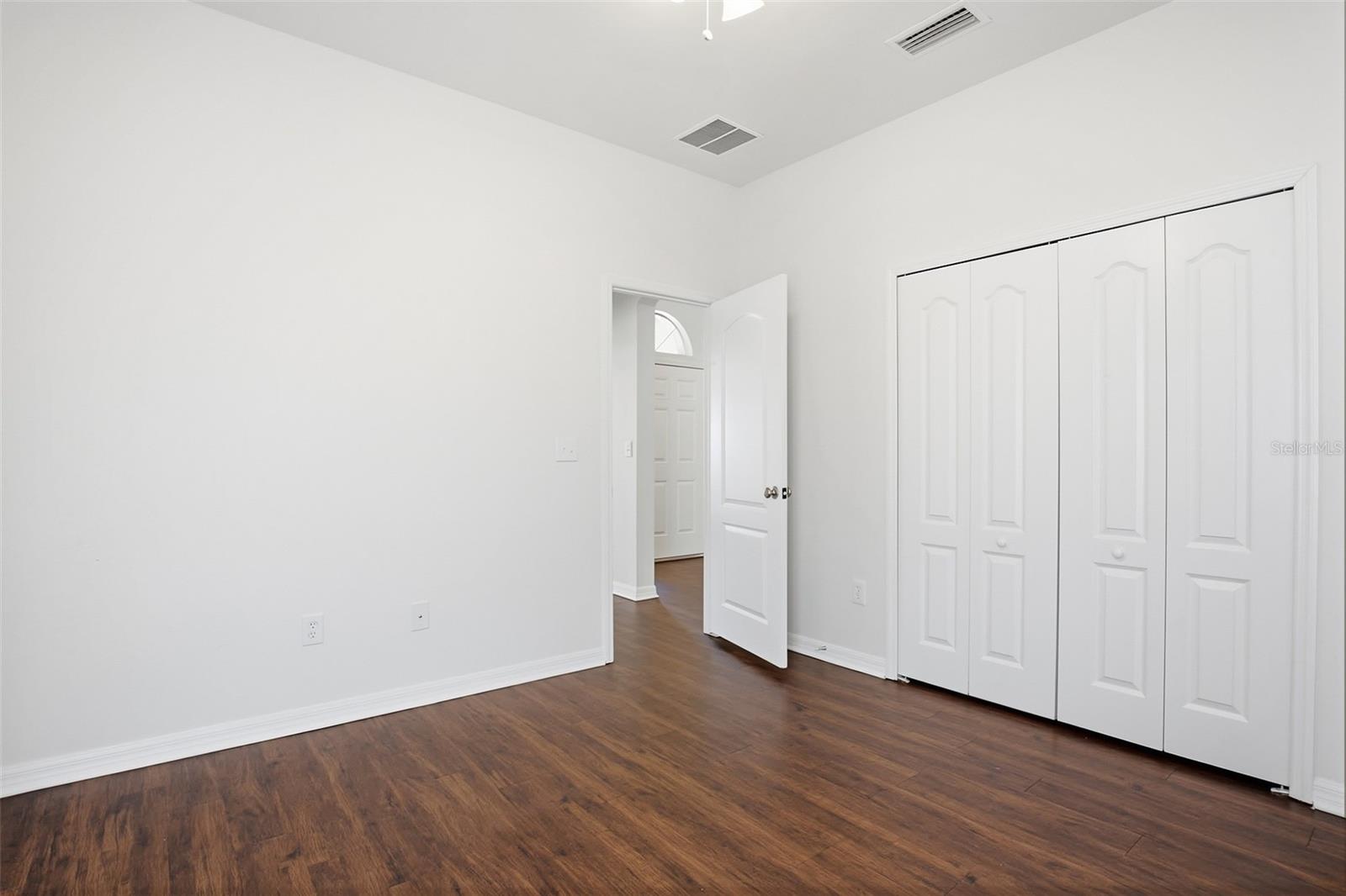 Image 27 of 41 For 19043 New Passage Boulevard