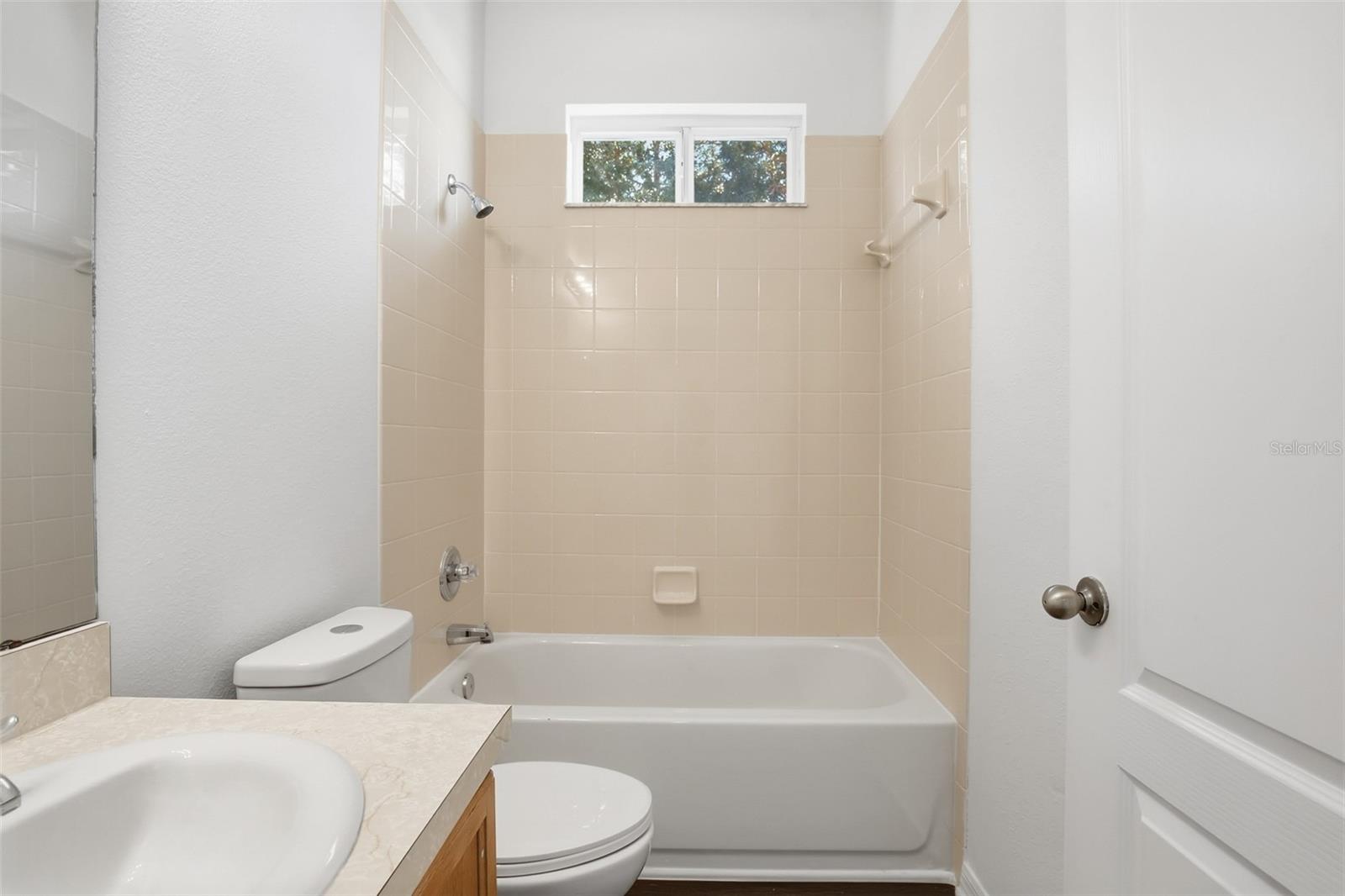 Image 35 of 41 For 19043 New Passage Boulevard