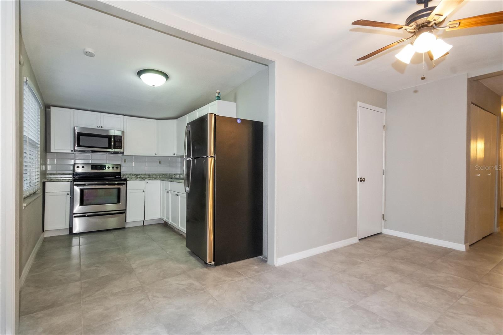 Image 10 of 16 For 525 Braddock Street S