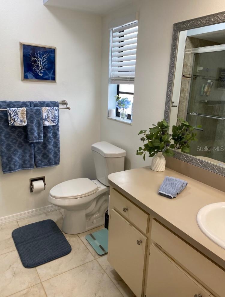 Image 13 of 30 For 8437 Gibralter Street