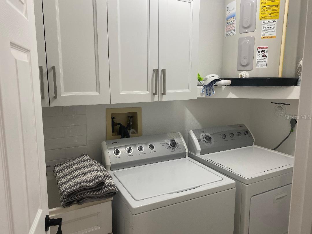 Image 19 of 30 For 8437 Gibralter Street