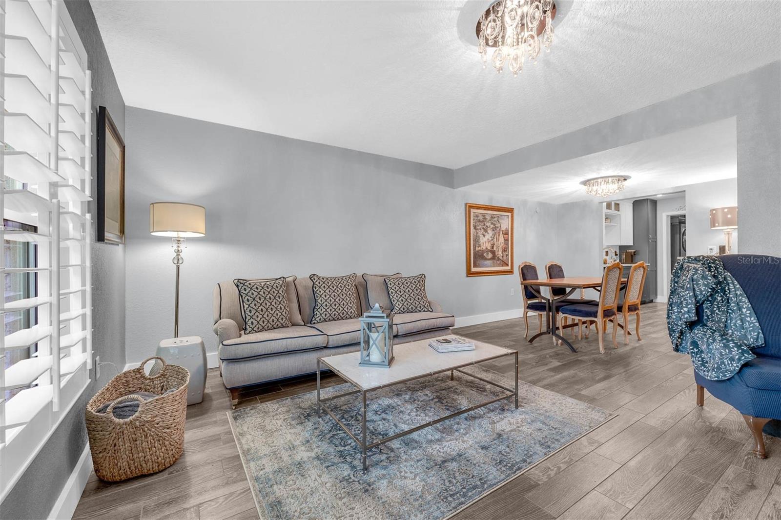 Image 10 of 32 For 1630 Gulfview Drive 423