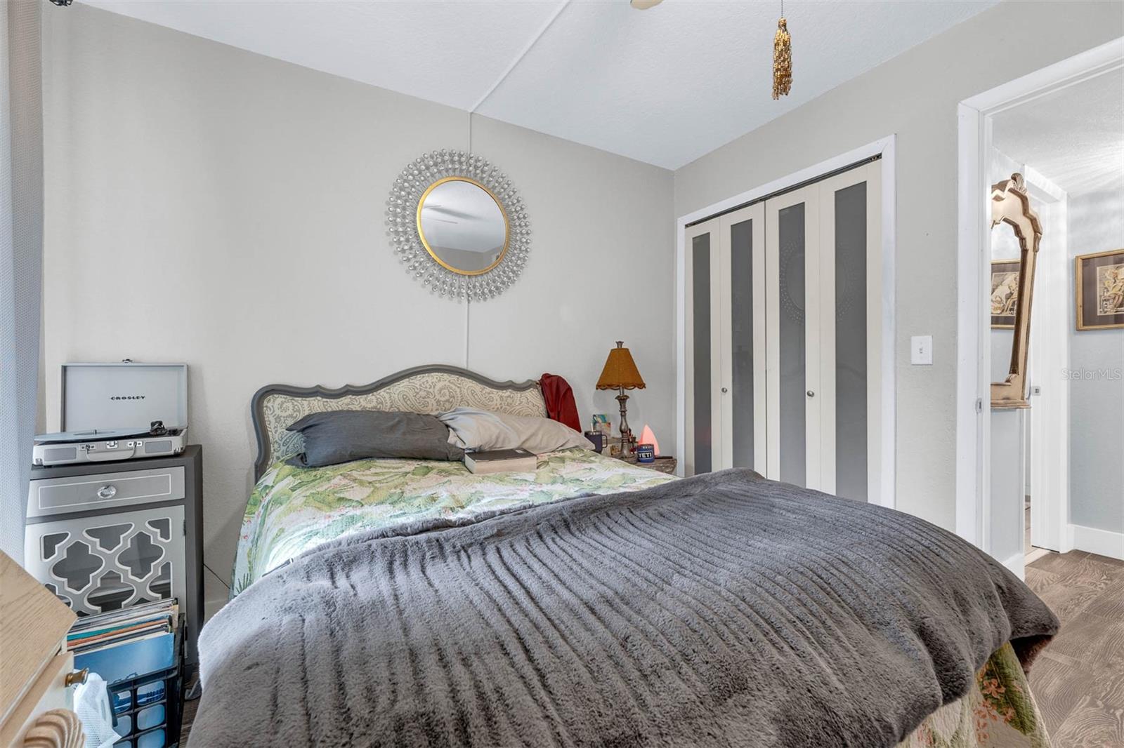 Image 20 of 32 For 1630 Gulfview Drive 423