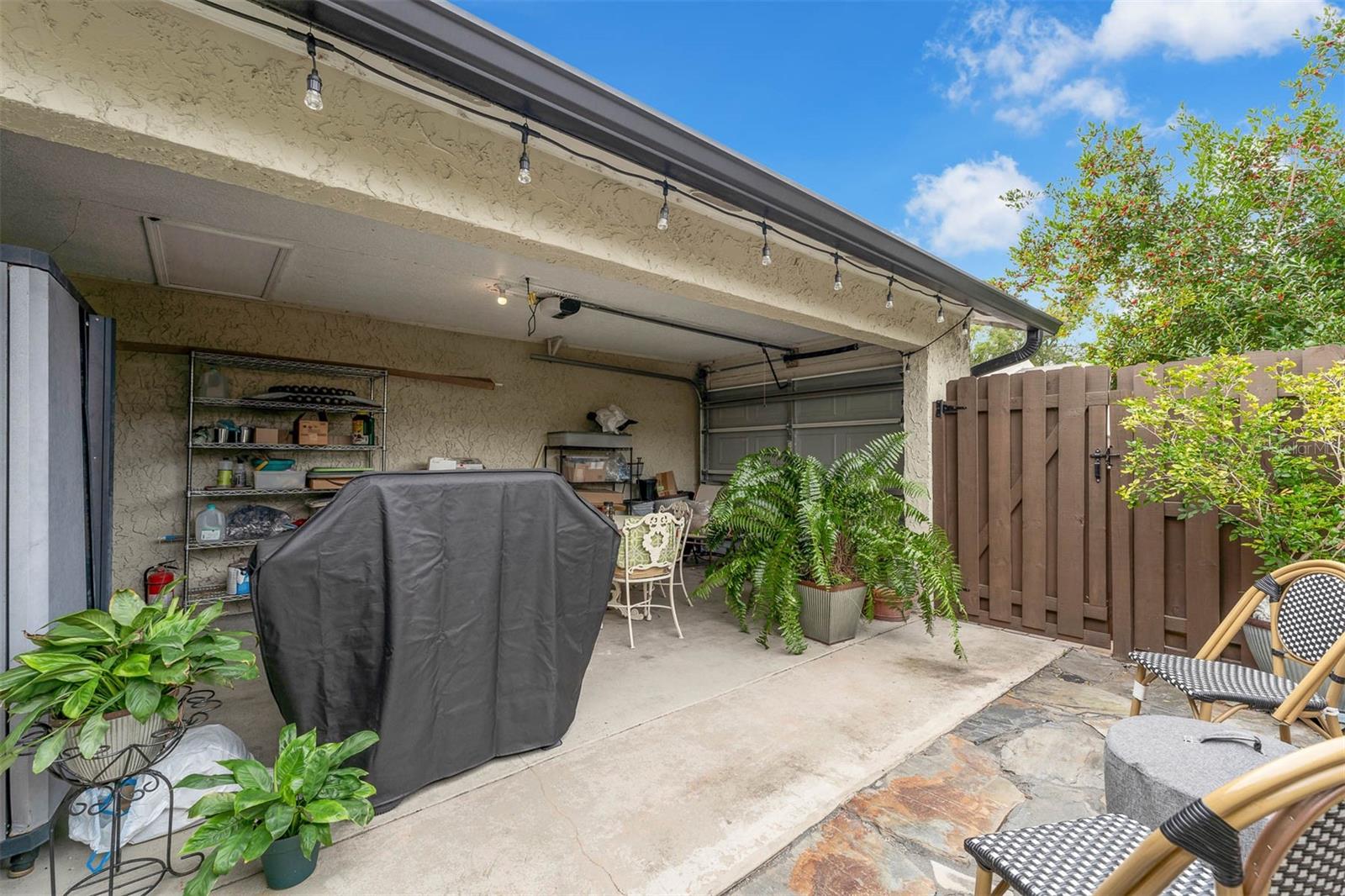 Image 8 of 32 For 1630 Gulfview Drive 423