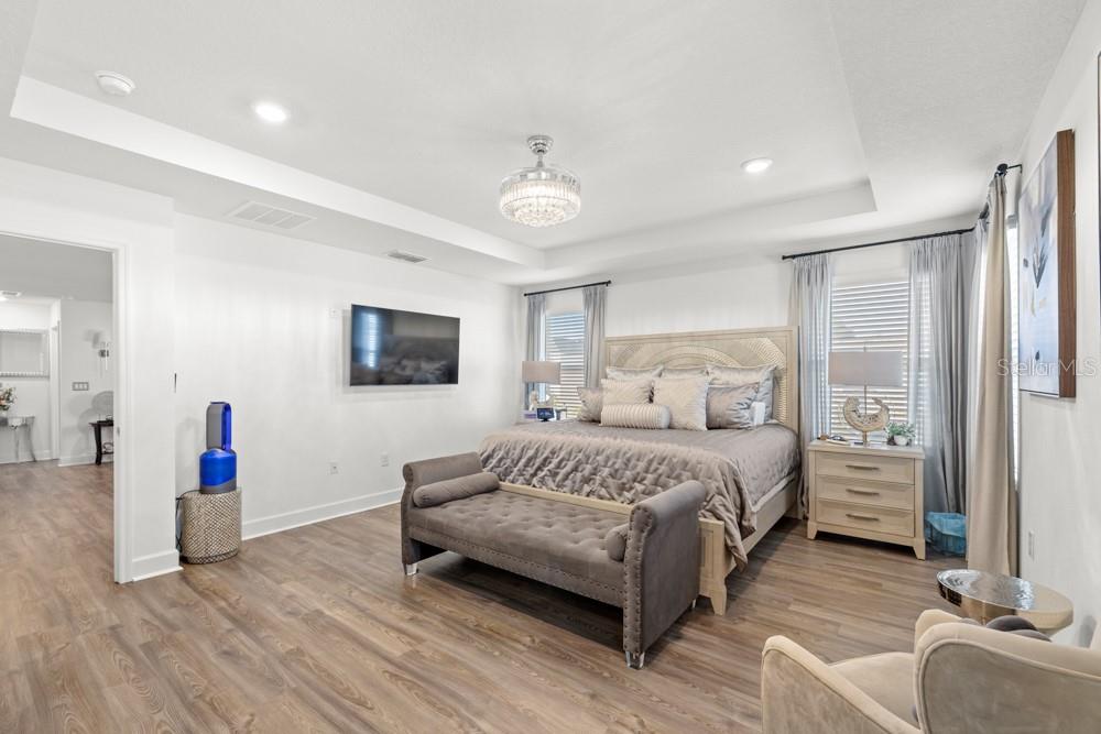 Image 23 of 47 For 9143 Hooten Way