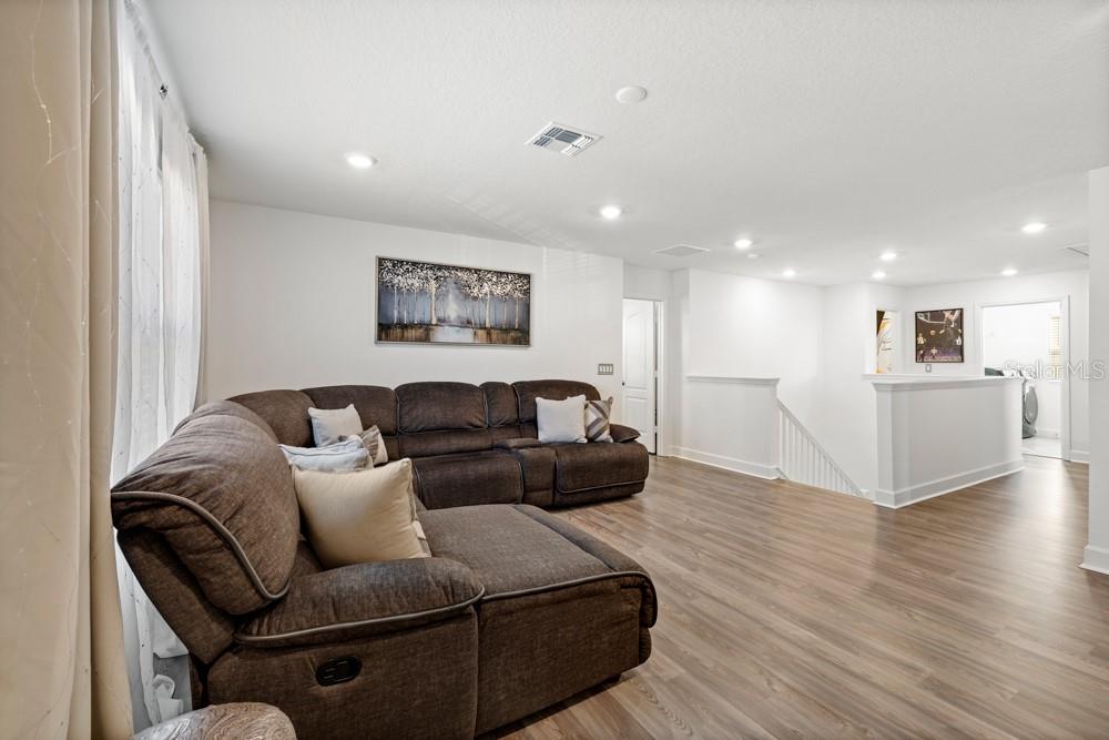 Image 26 of 47 For 9143 Hooten Way