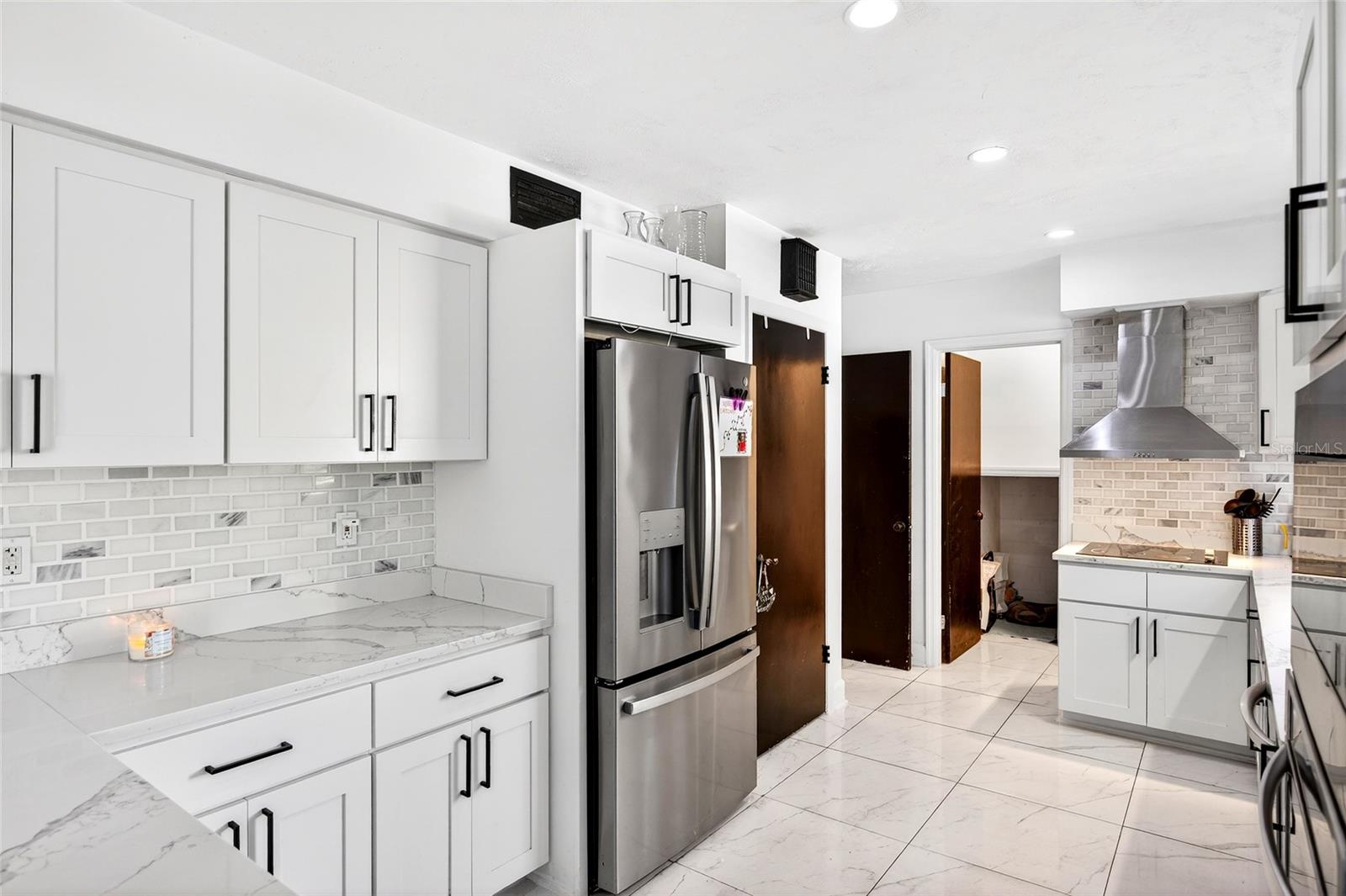 Image 21 of 46 For 3003 Fort King Street