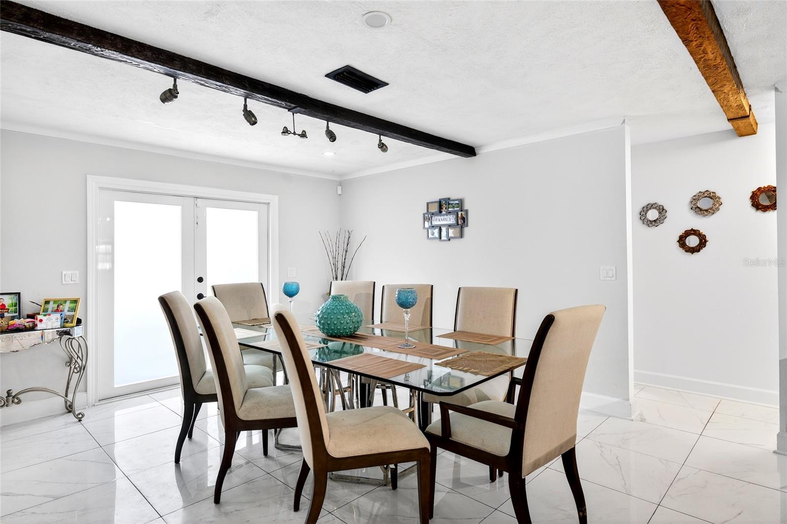 Image 32 of 46 For 3003 Fort King Street