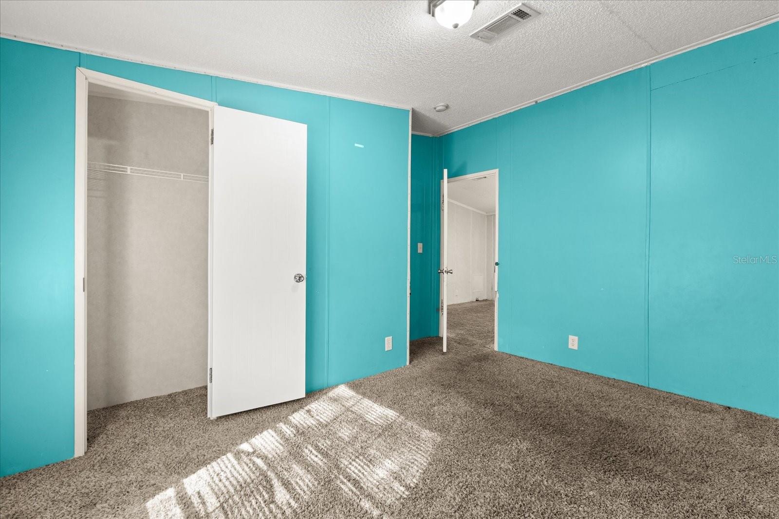 Image 13 of 32 For 10385 152nd Place