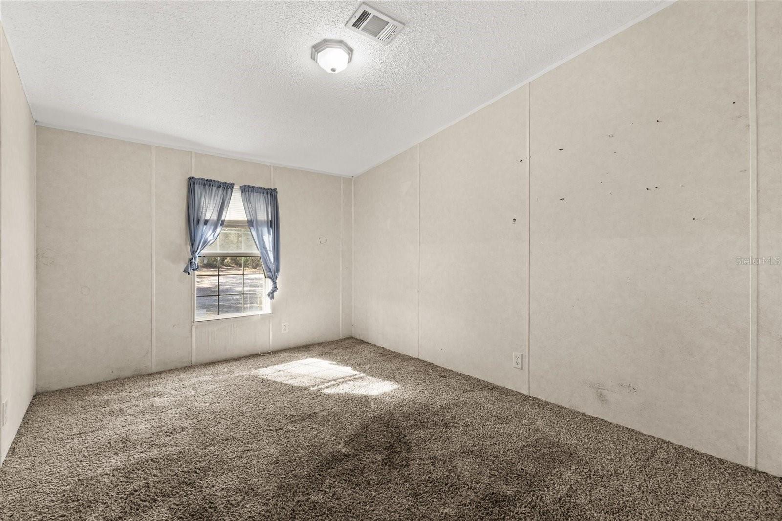 Image 14 of 32 For 10385 152nd Place