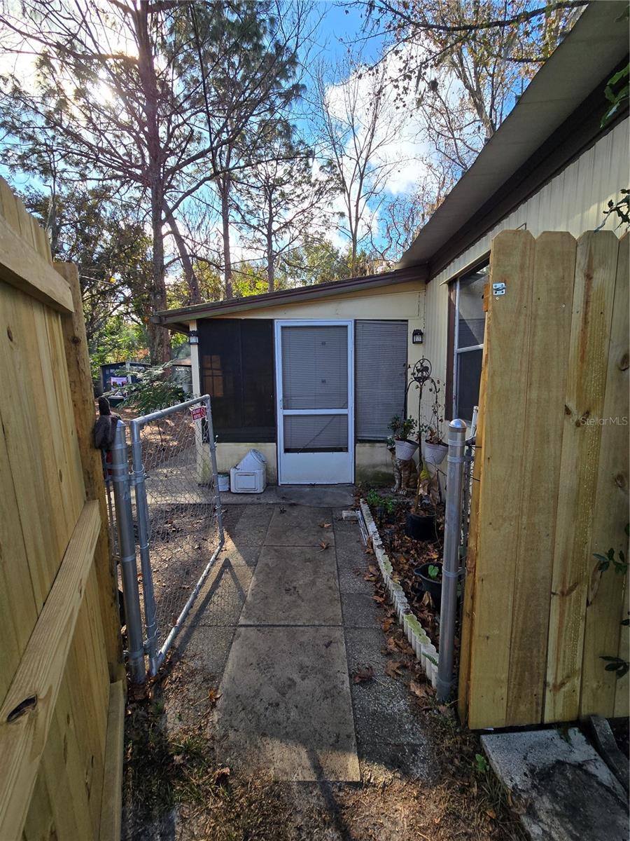 Image 5 of 20 For 6430 Grant Street