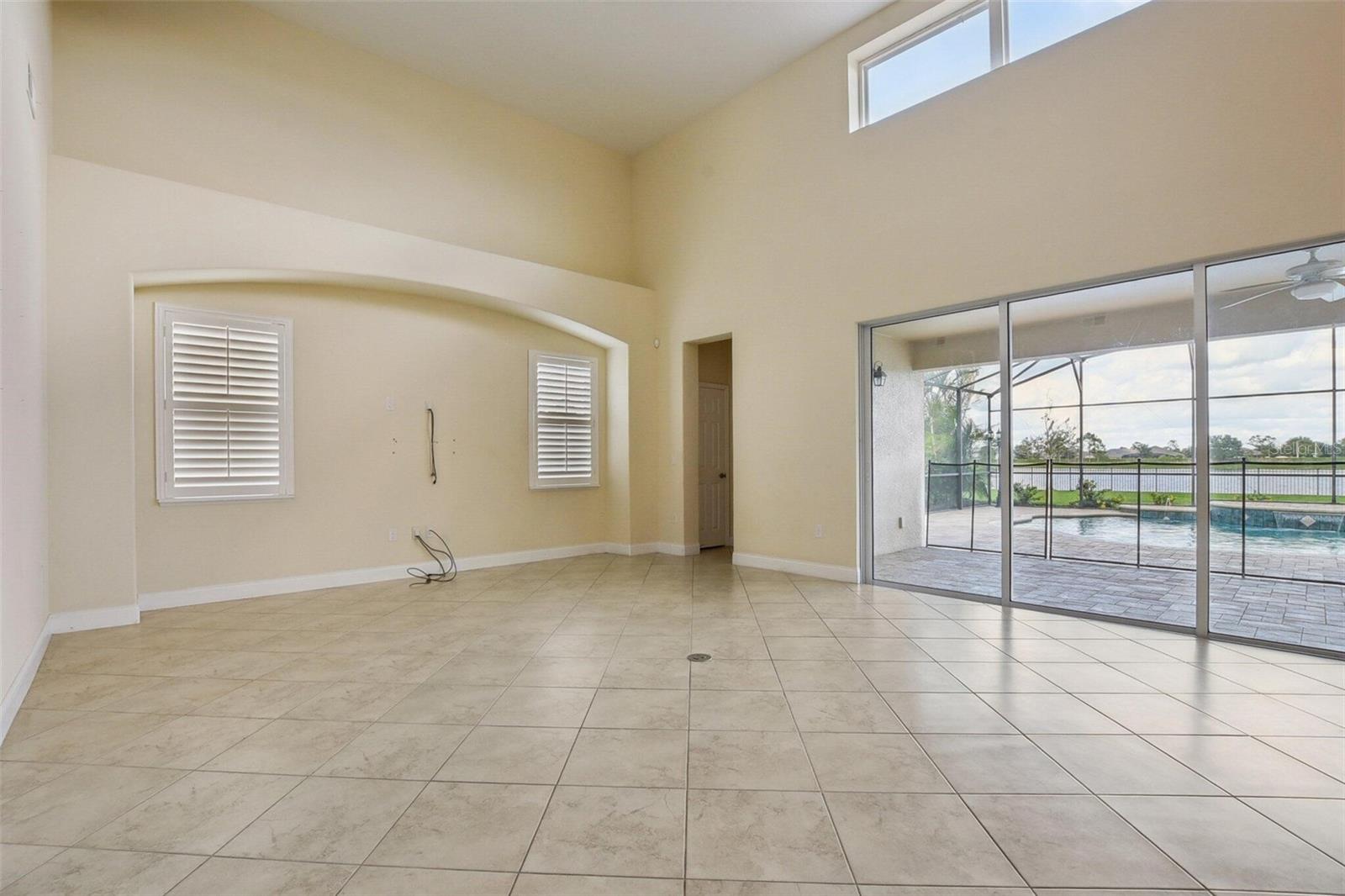 Image 20 of 26 For 18229 Bellezza Drive