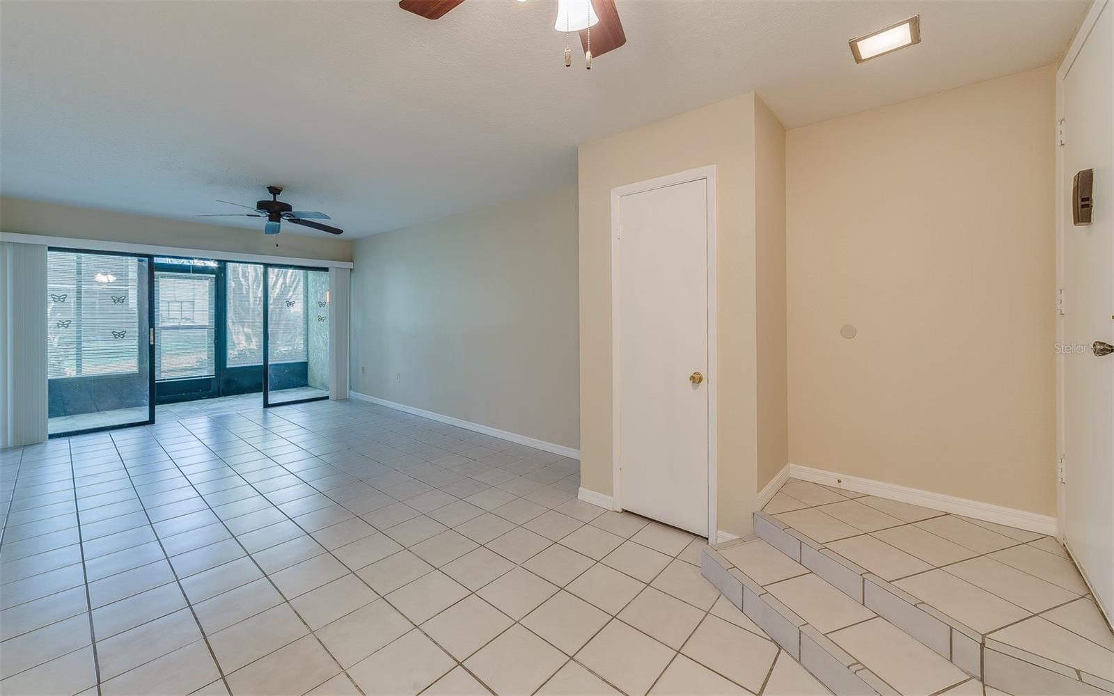 Image 4 of 23 For 3240 Semoran Boulevard 12