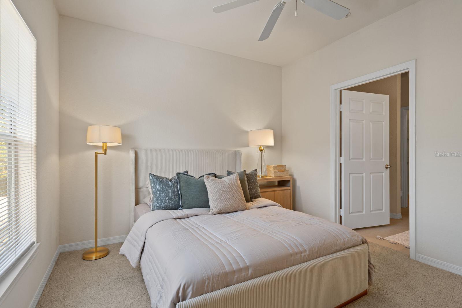 Image 14 of 28 For 5979 Westgate Drive 1021