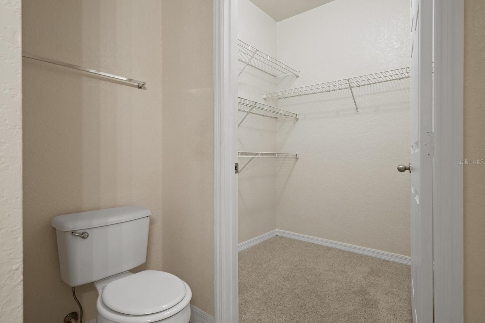 Image 17 of 28 For 5979 Westgate Drive 1021