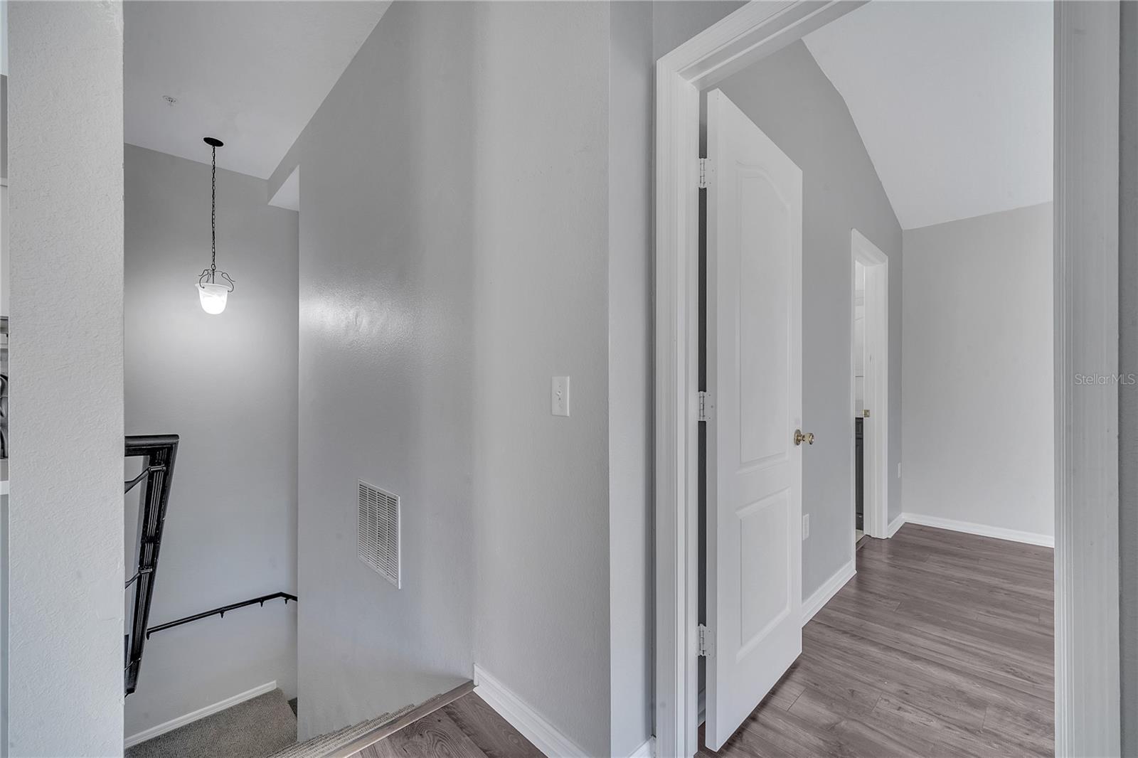 Image 16 of 32 For 1329 Broken Oak Drive 51a