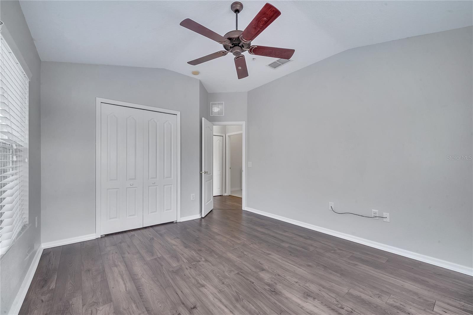 Image 25 of 32 For 1329 Broken Oak Drive 51a