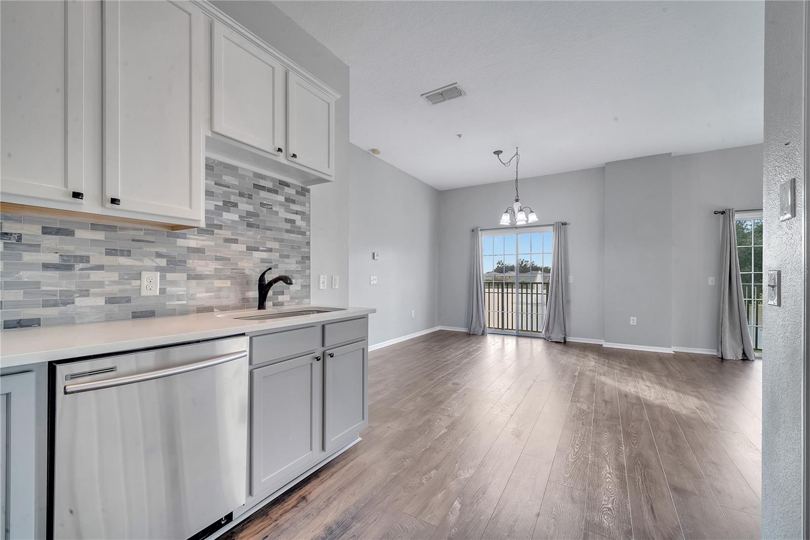 Image 7 of 32 For 1329 Broken Oak Drive 51a