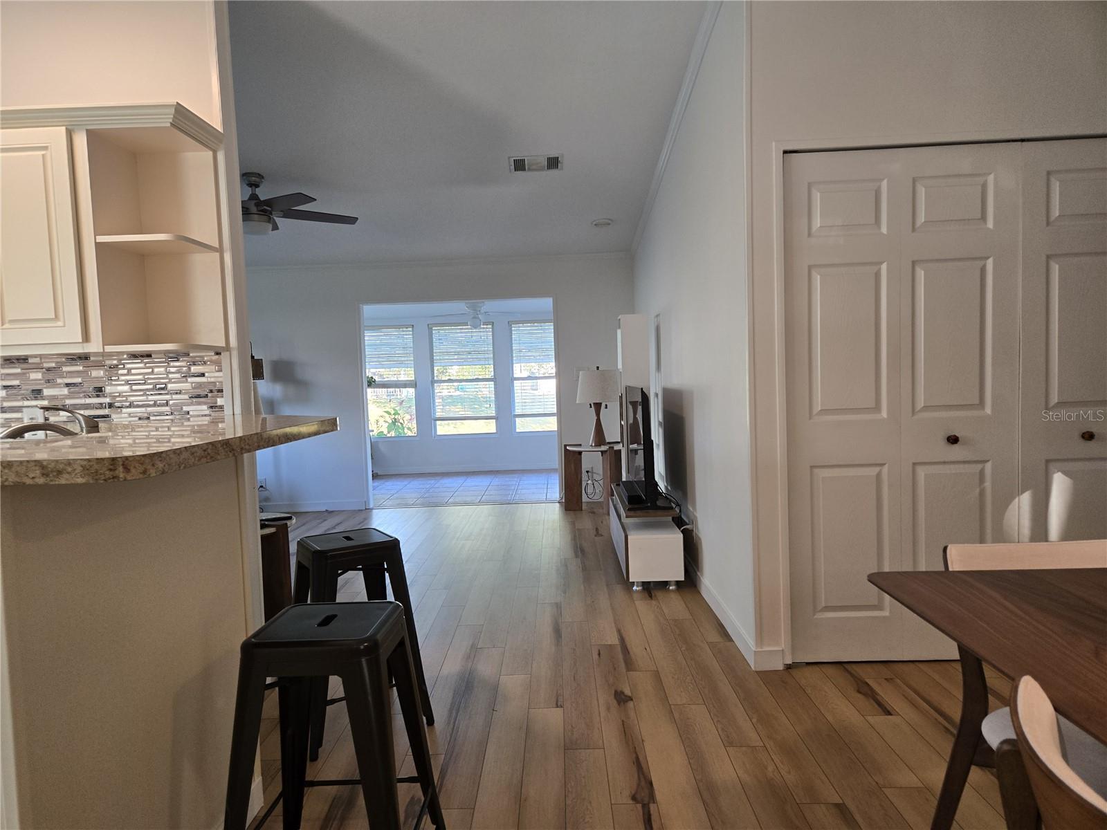 Image 11 of 40 For 4146 Greenbluff Road 817