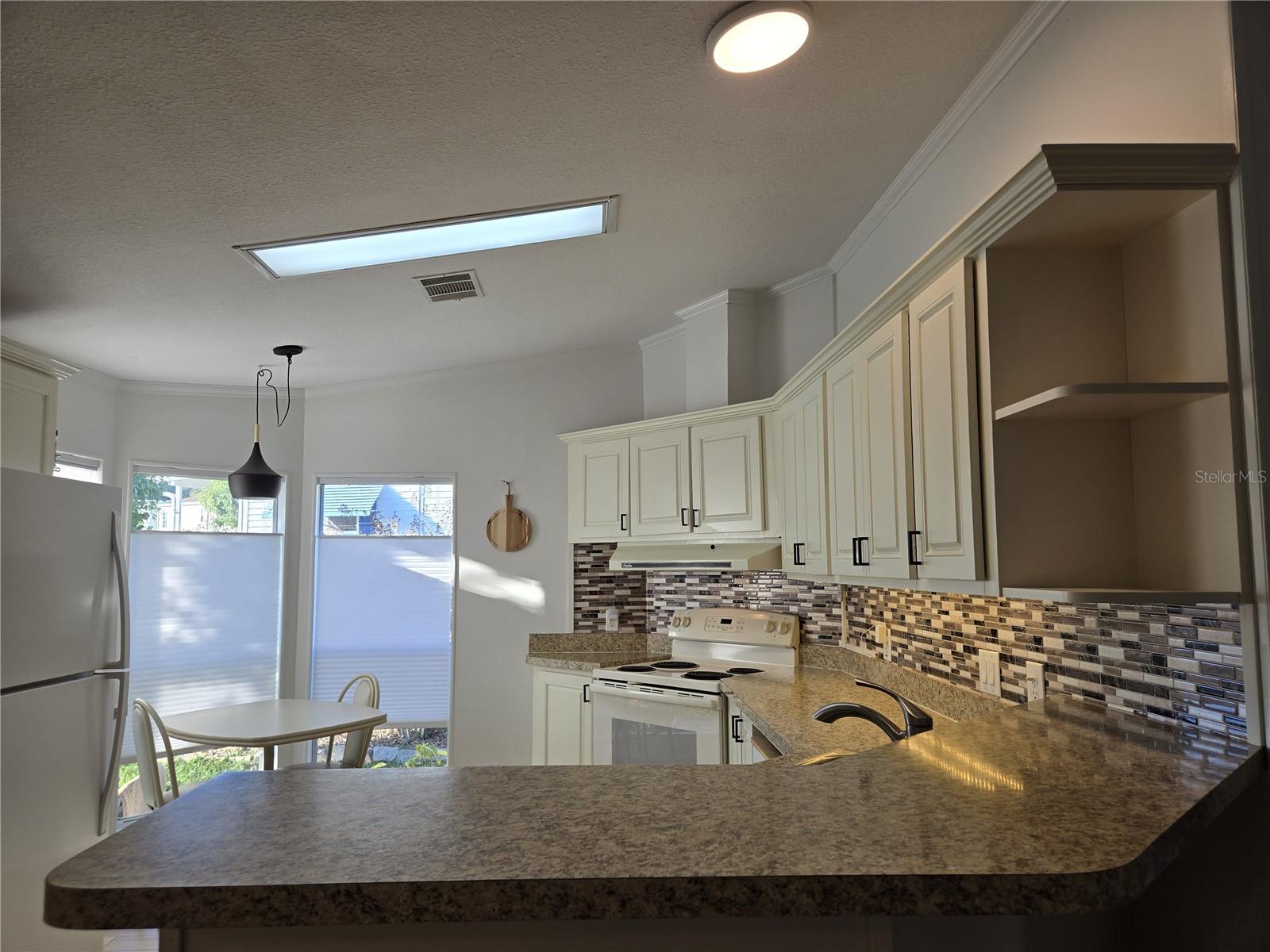 Image 18 of 40 For 4146 Greenbluff Road 817