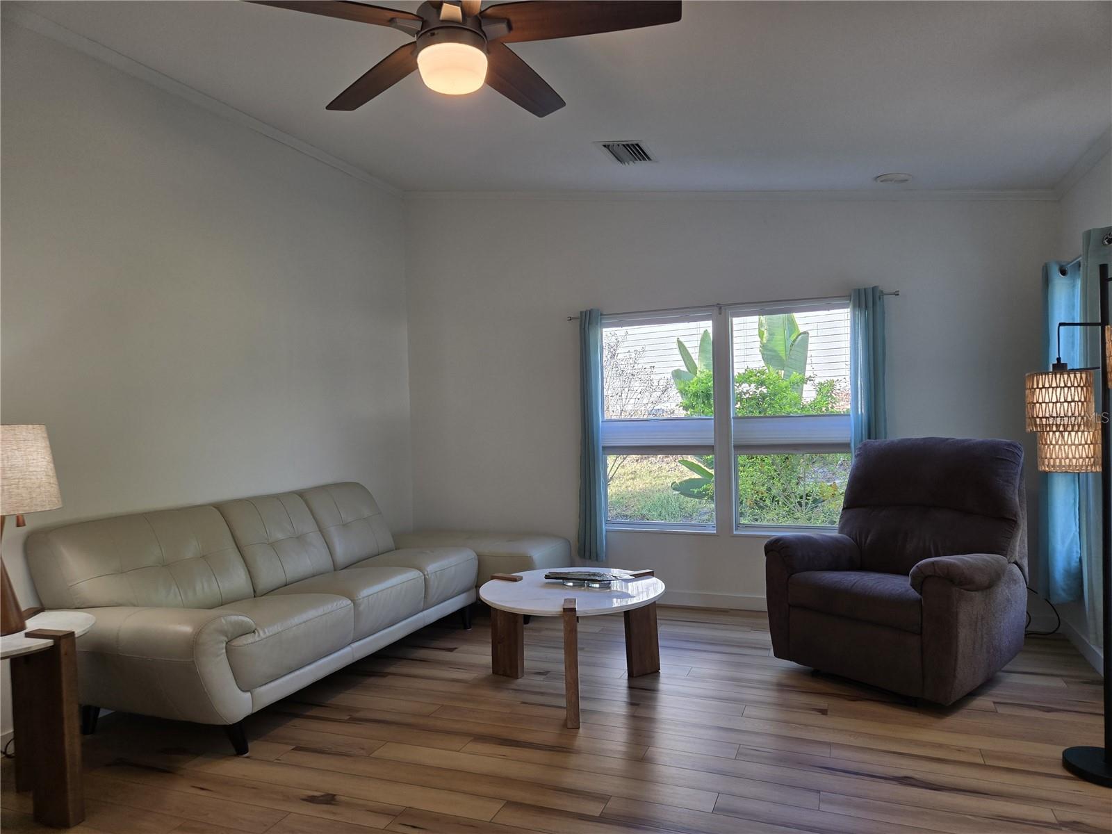 Image 30 of 40 For 4146 Greenbluff Road 817